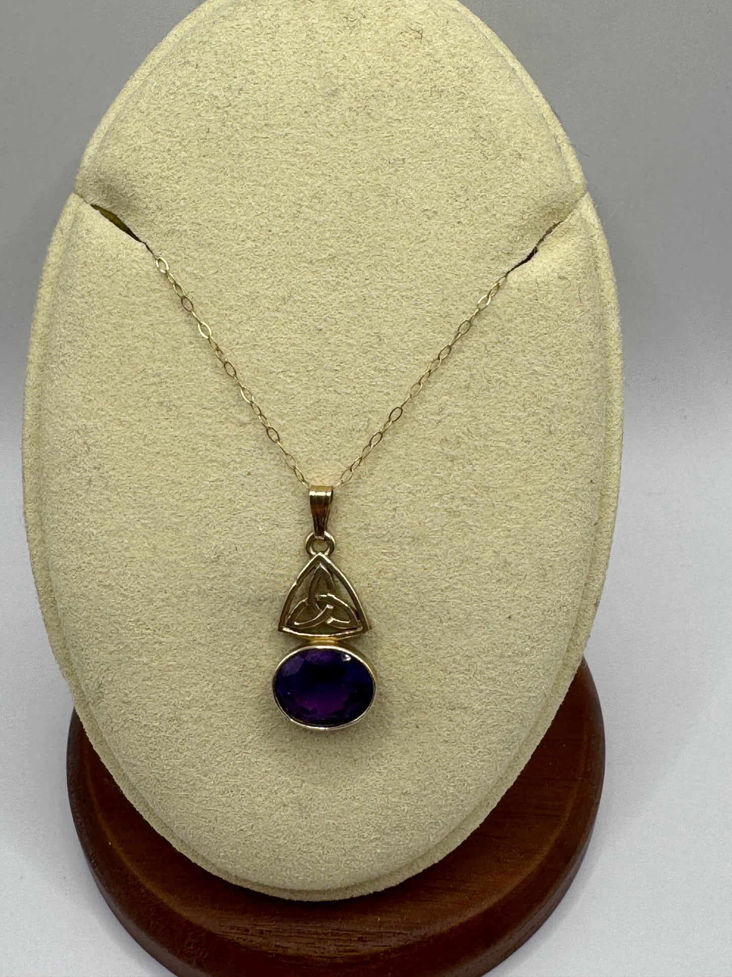 9ct Gold Amethyst Pendant