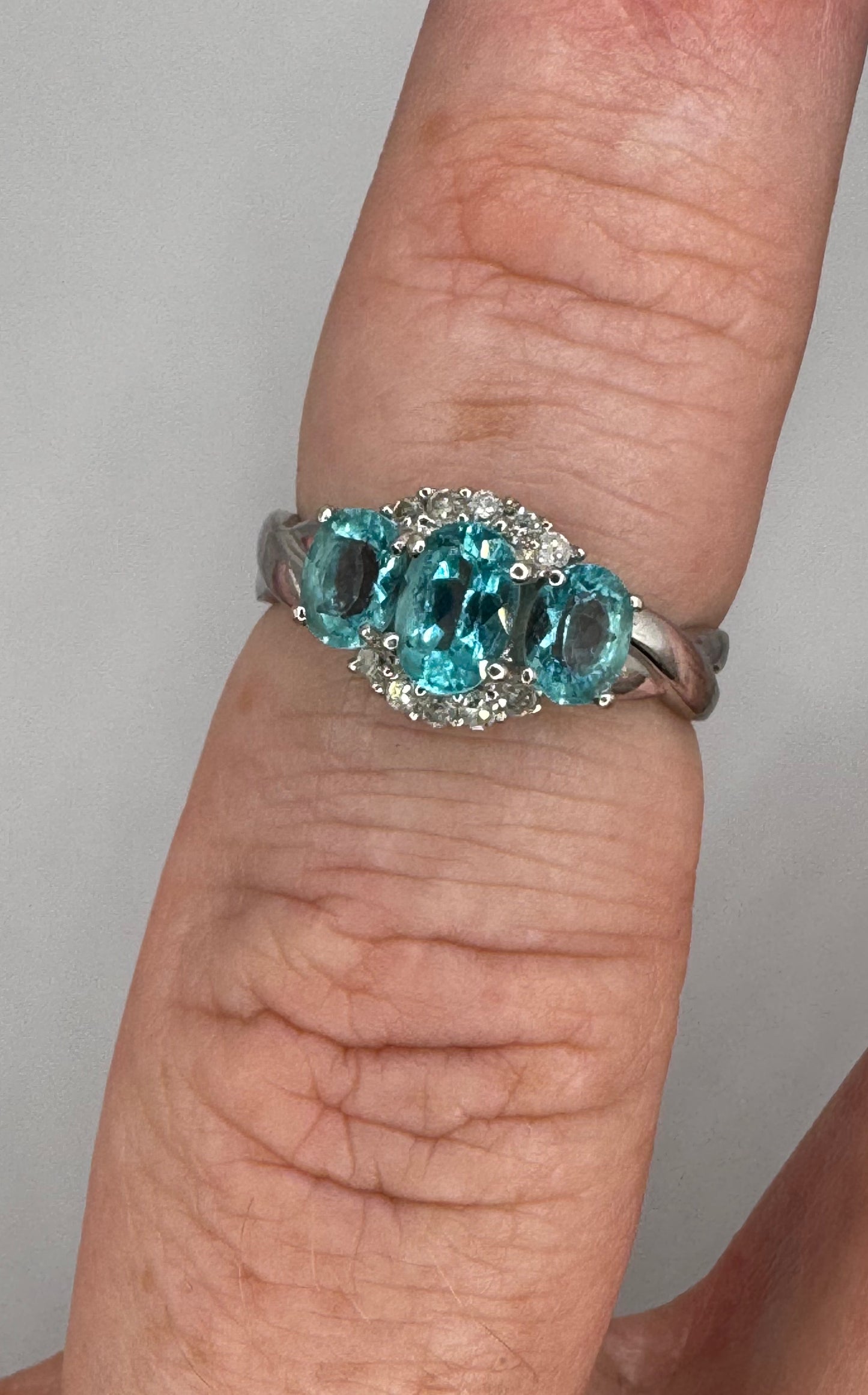 9ct White Gold Blue Apatite & Diamond Ring