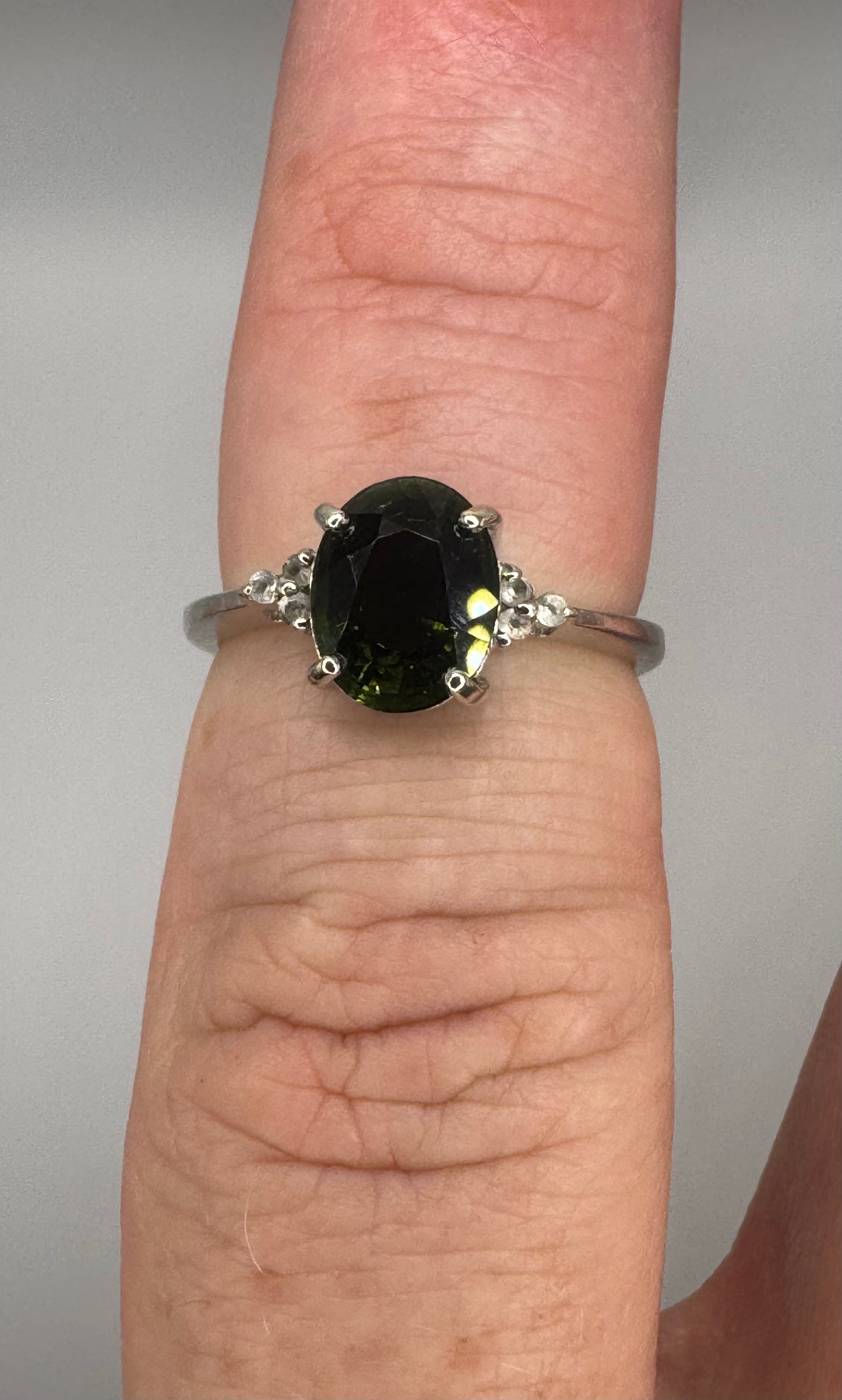 9ct White Gold Emerald Ring