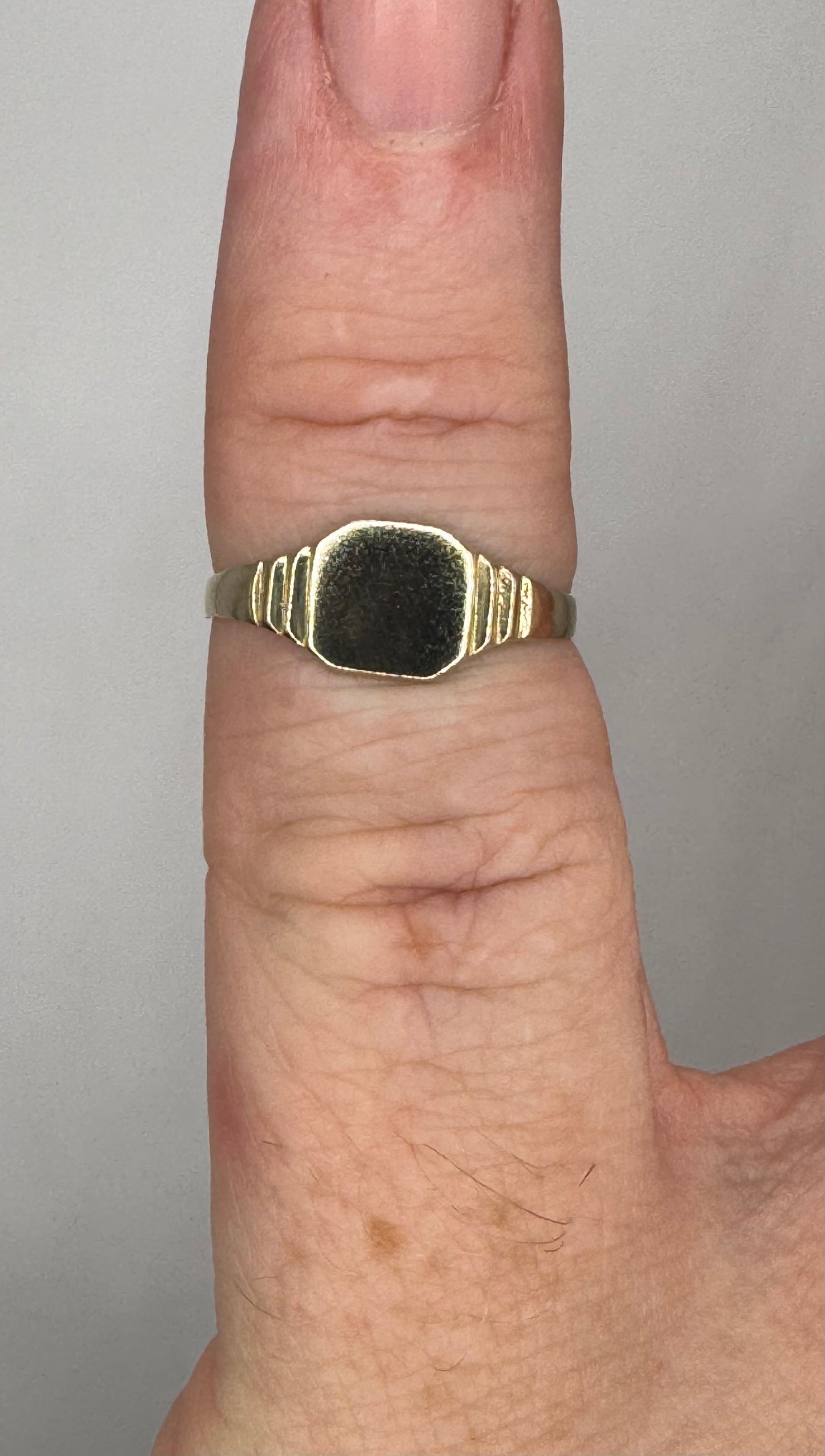 9ct Gold Signet Ring