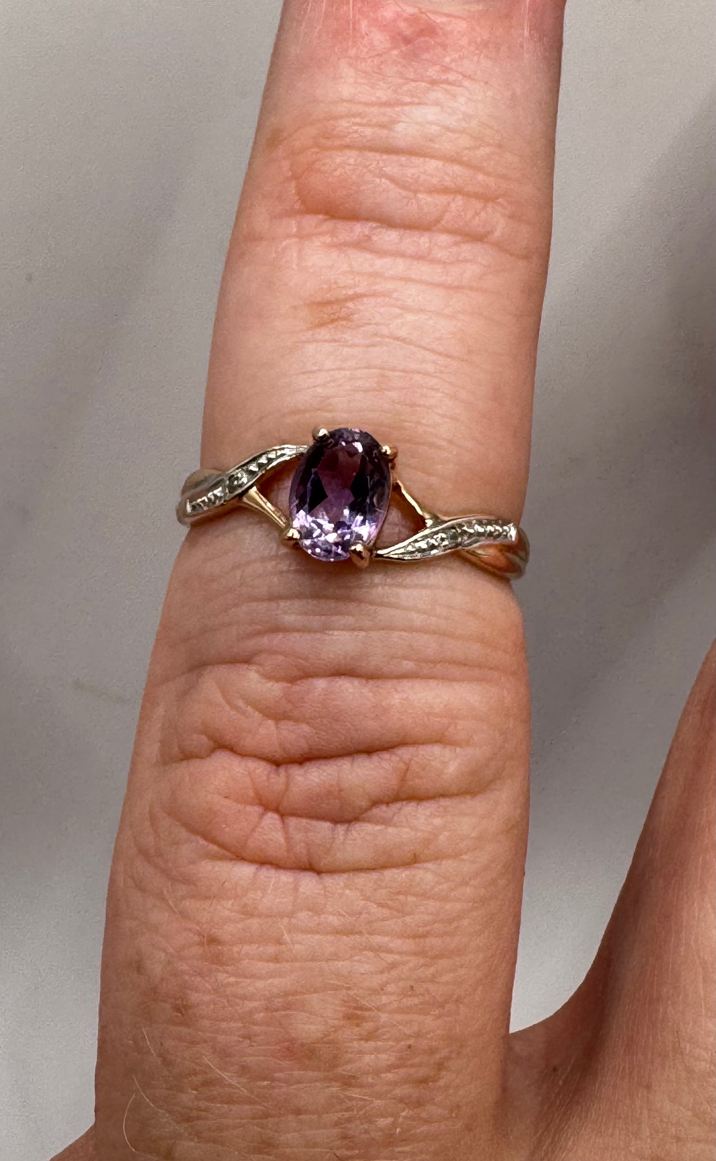 9ct Rose Gold Amethyst & Diamond Ring