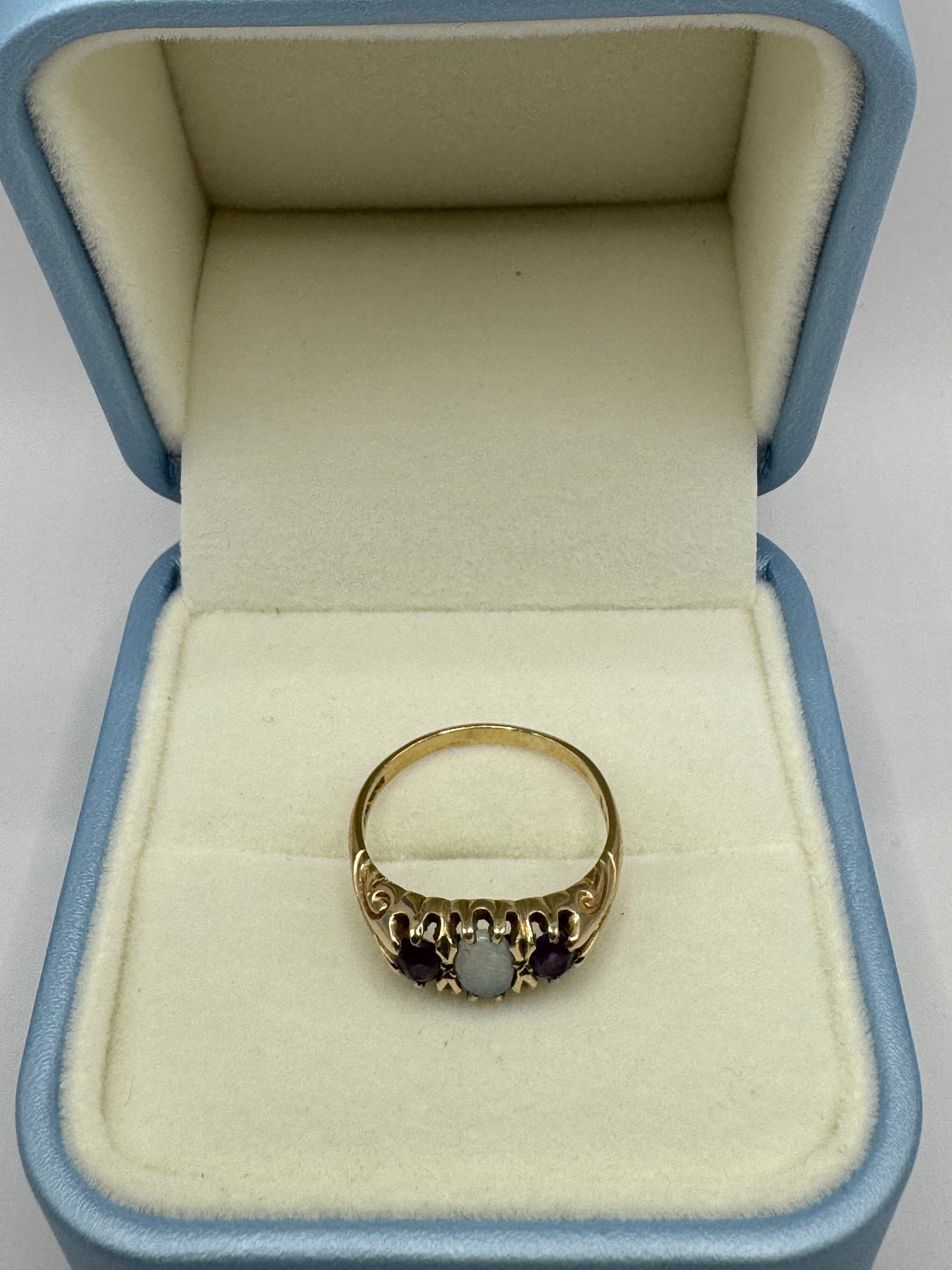 9ct gold Engraved synthetic opal & Amethyst ring.