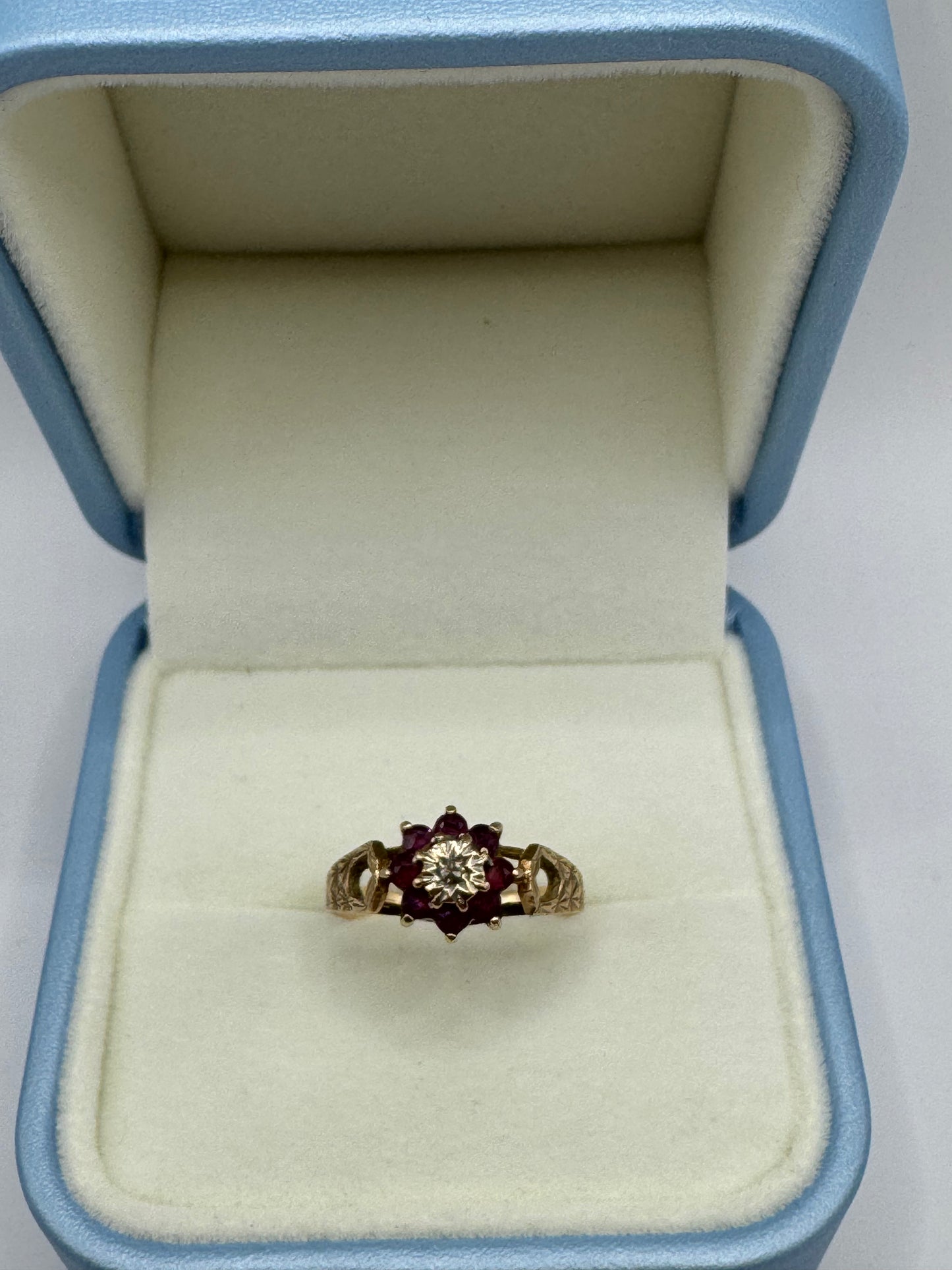 9ct Gold Engraved Garnet & Diamond Ring