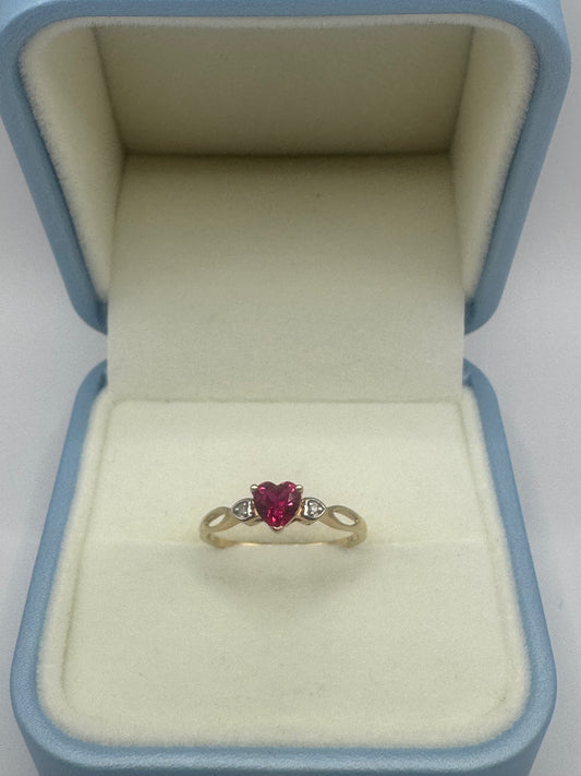 9ct Gold Diamond & Synthetic Heart shaped Ruby
