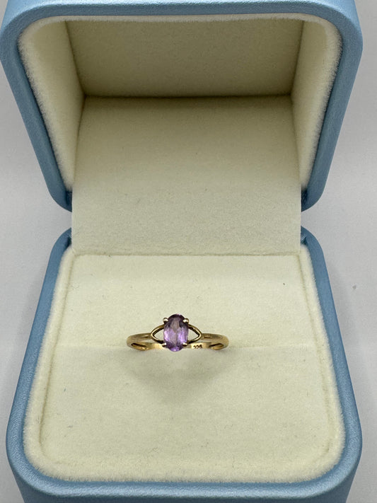 9ct Gold Amethyst Ring