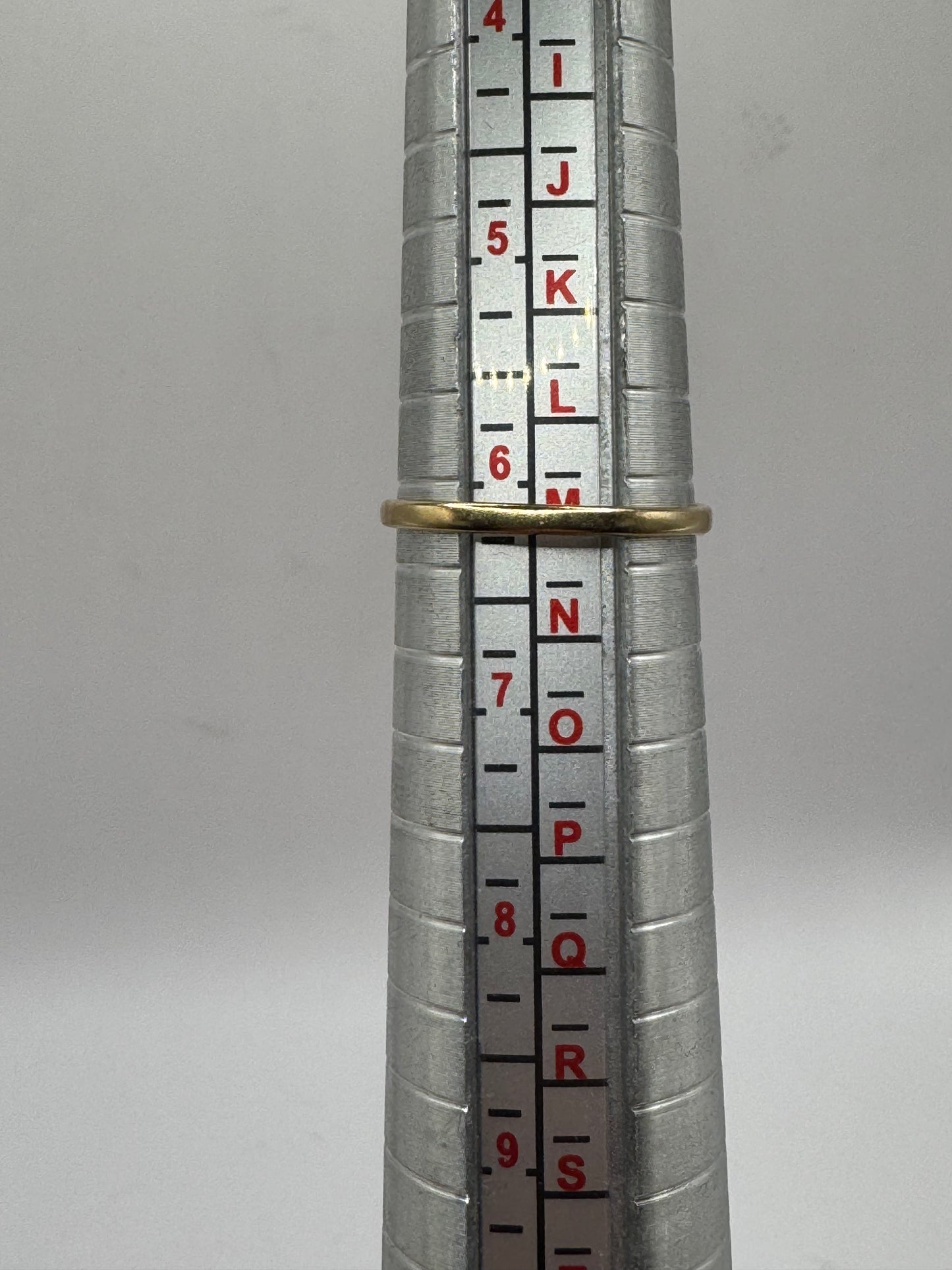 9ct Gold Diamond Ring