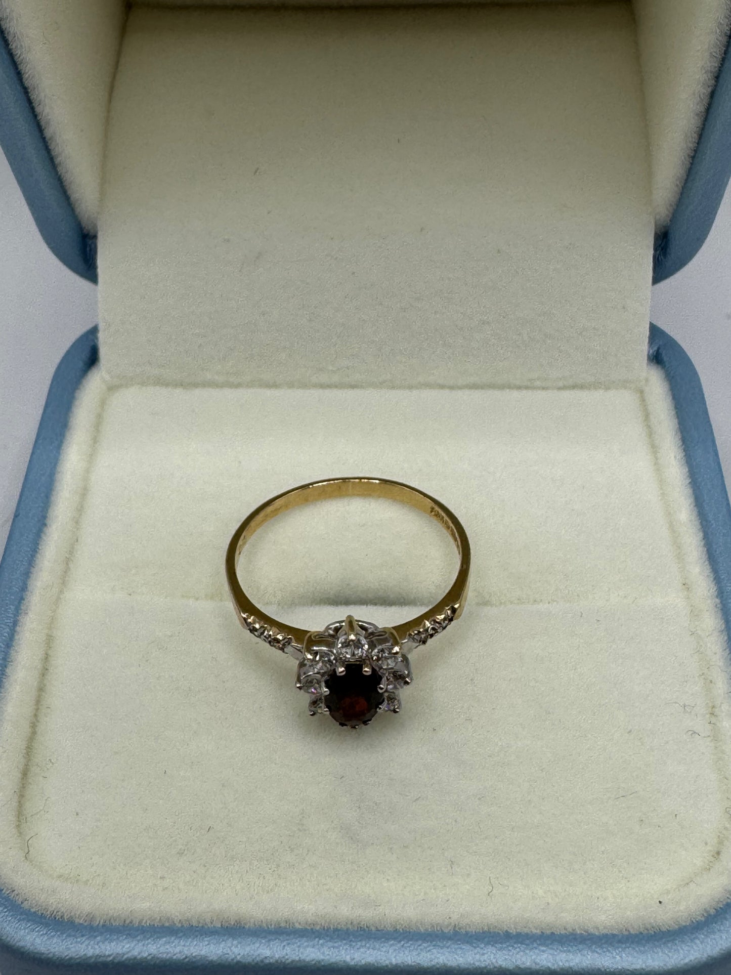 9ct Gold Garnet & Diamond Ring