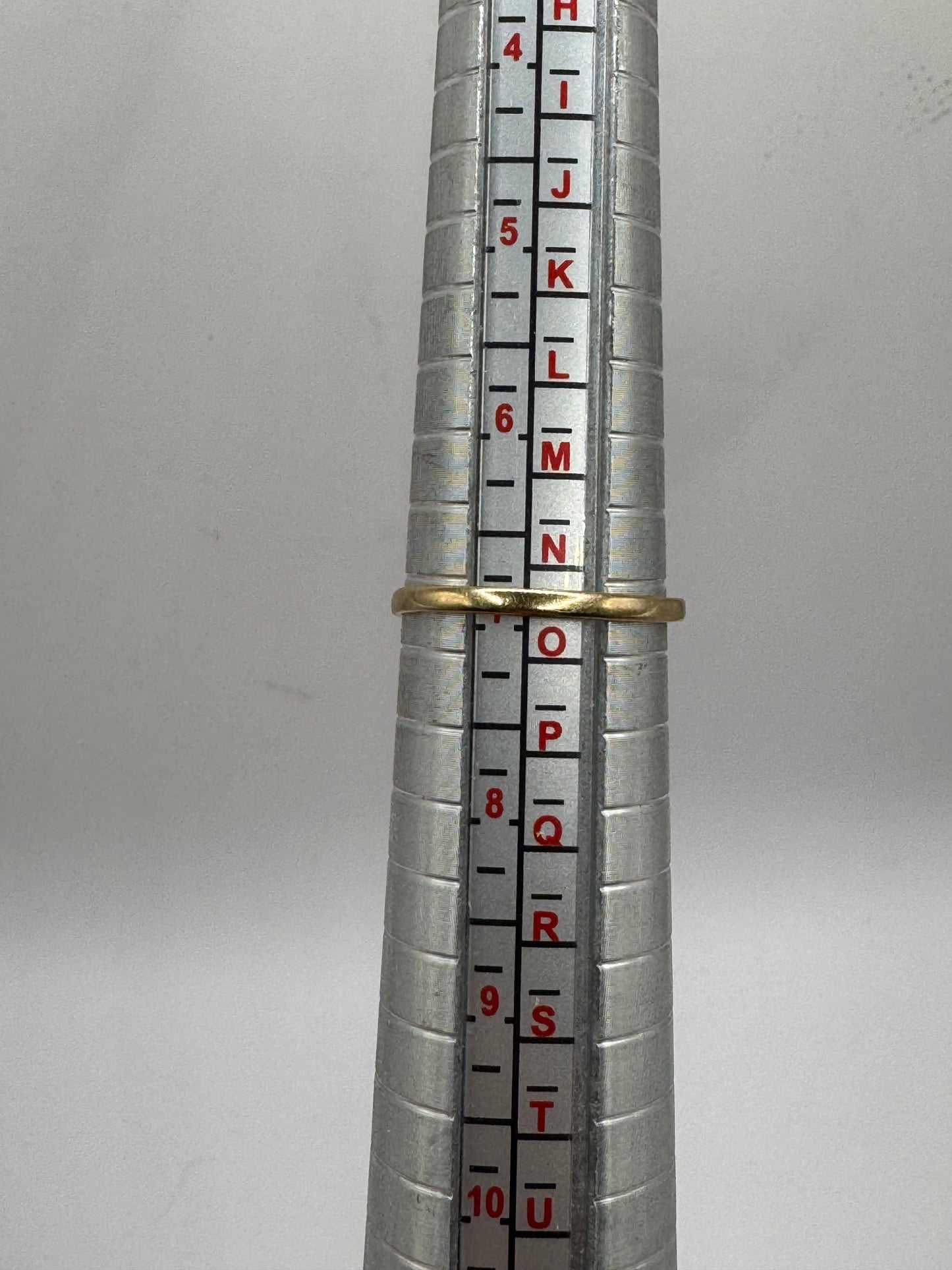 9ct Gold Cubic Zirconia Ring