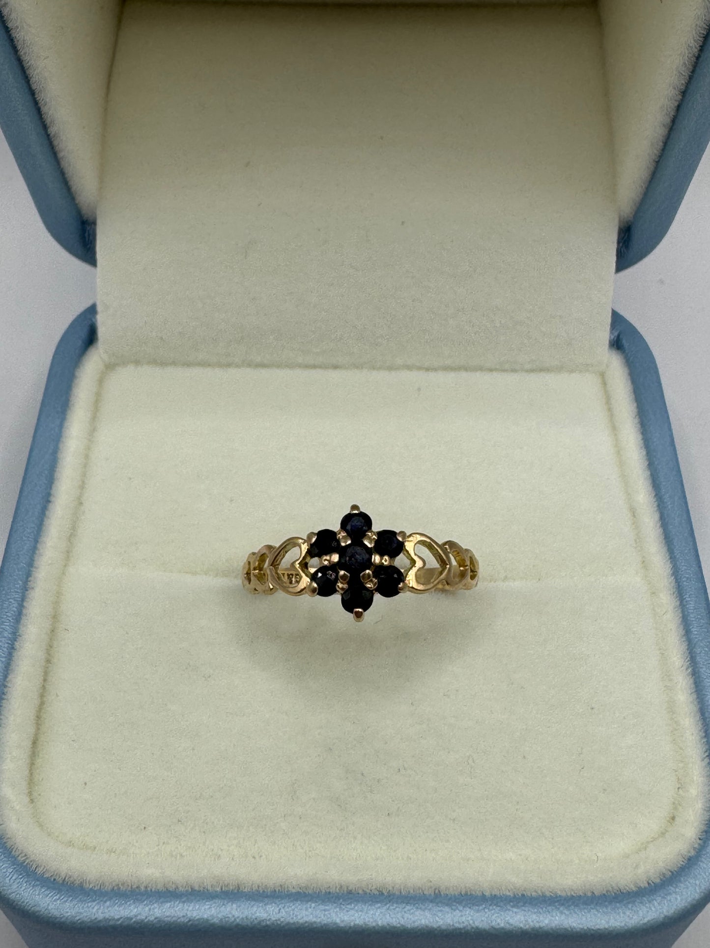 9ct Gold Sapphire Ring