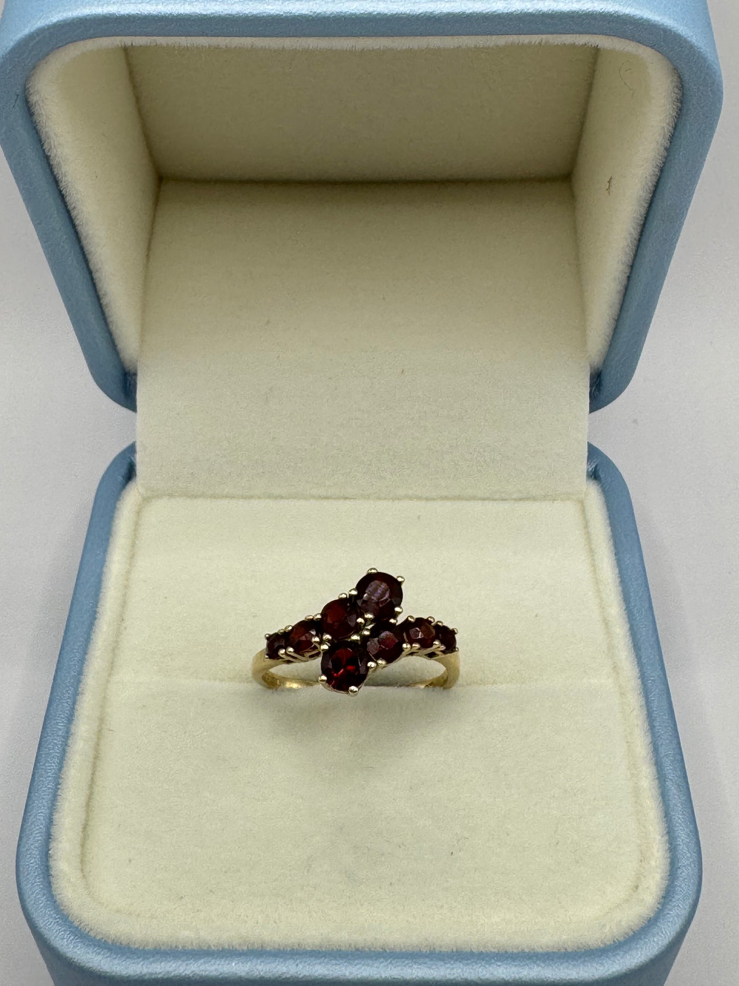 9ct Gold Garnet Ring