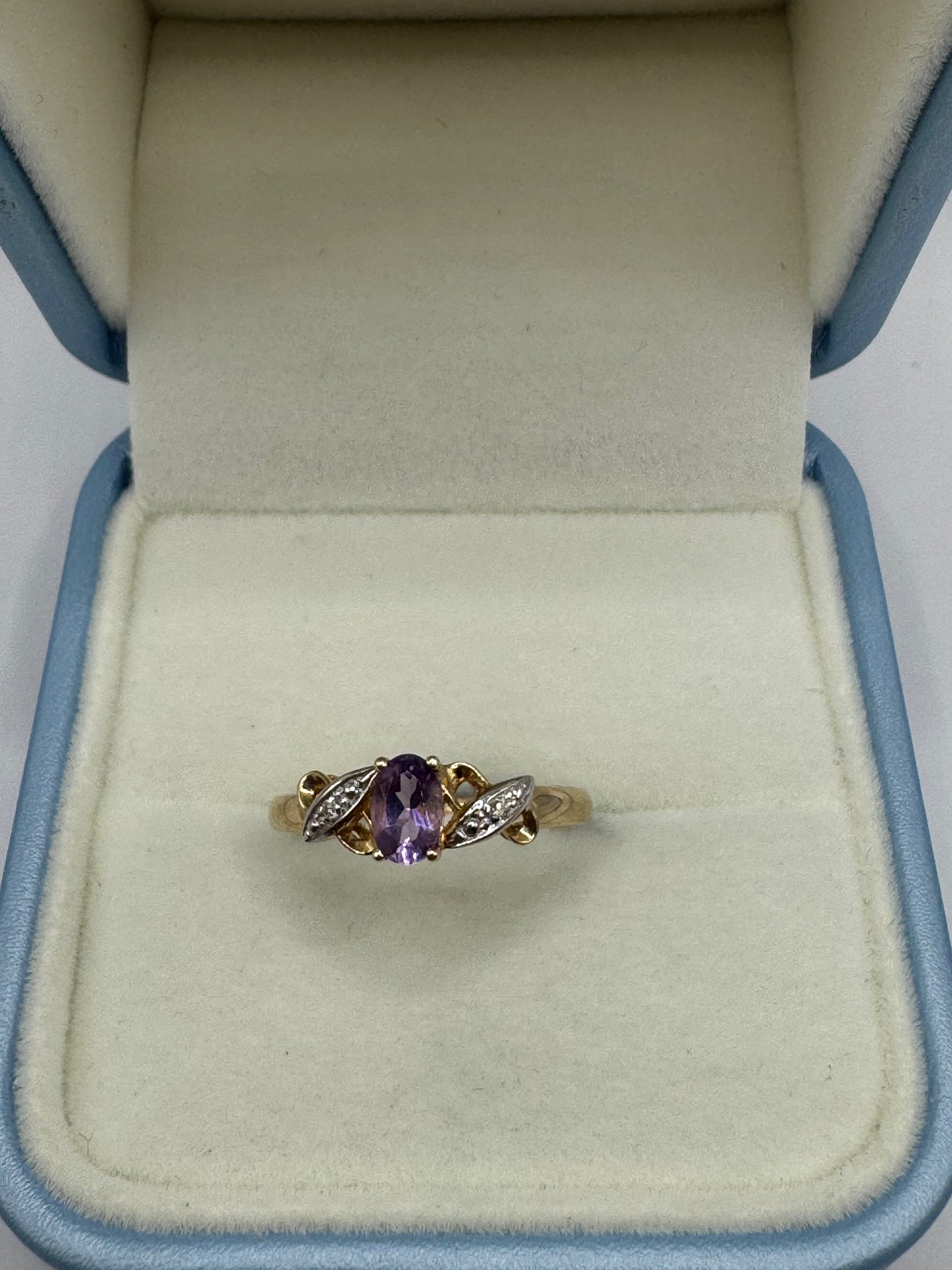 9ct Gold Amethyst & Diamond Ring