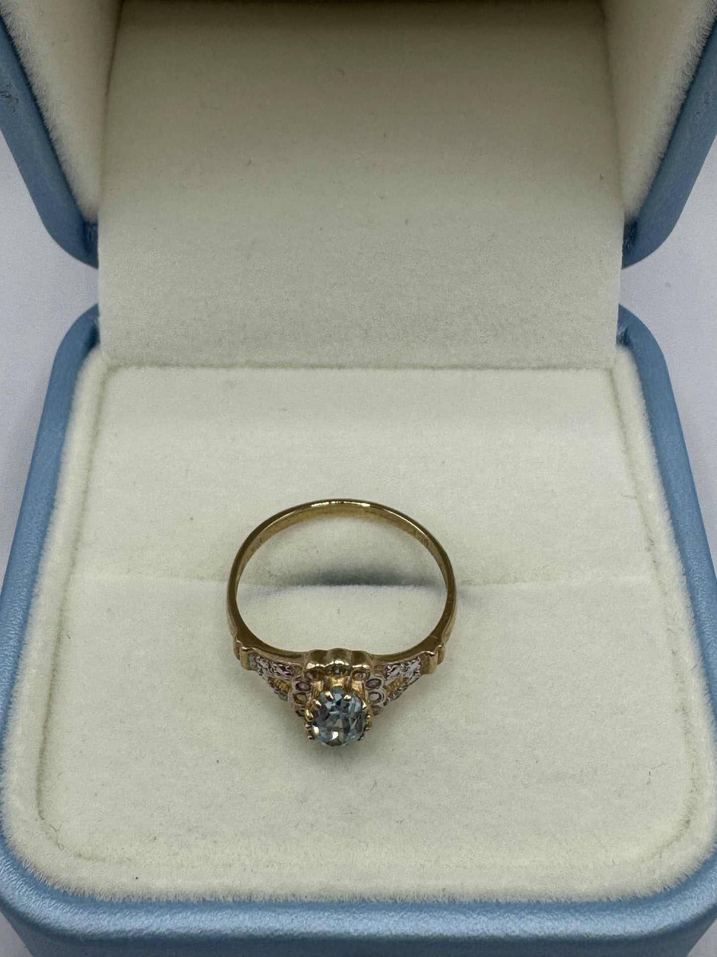 9ct Gold Topaz & Diamond Ring