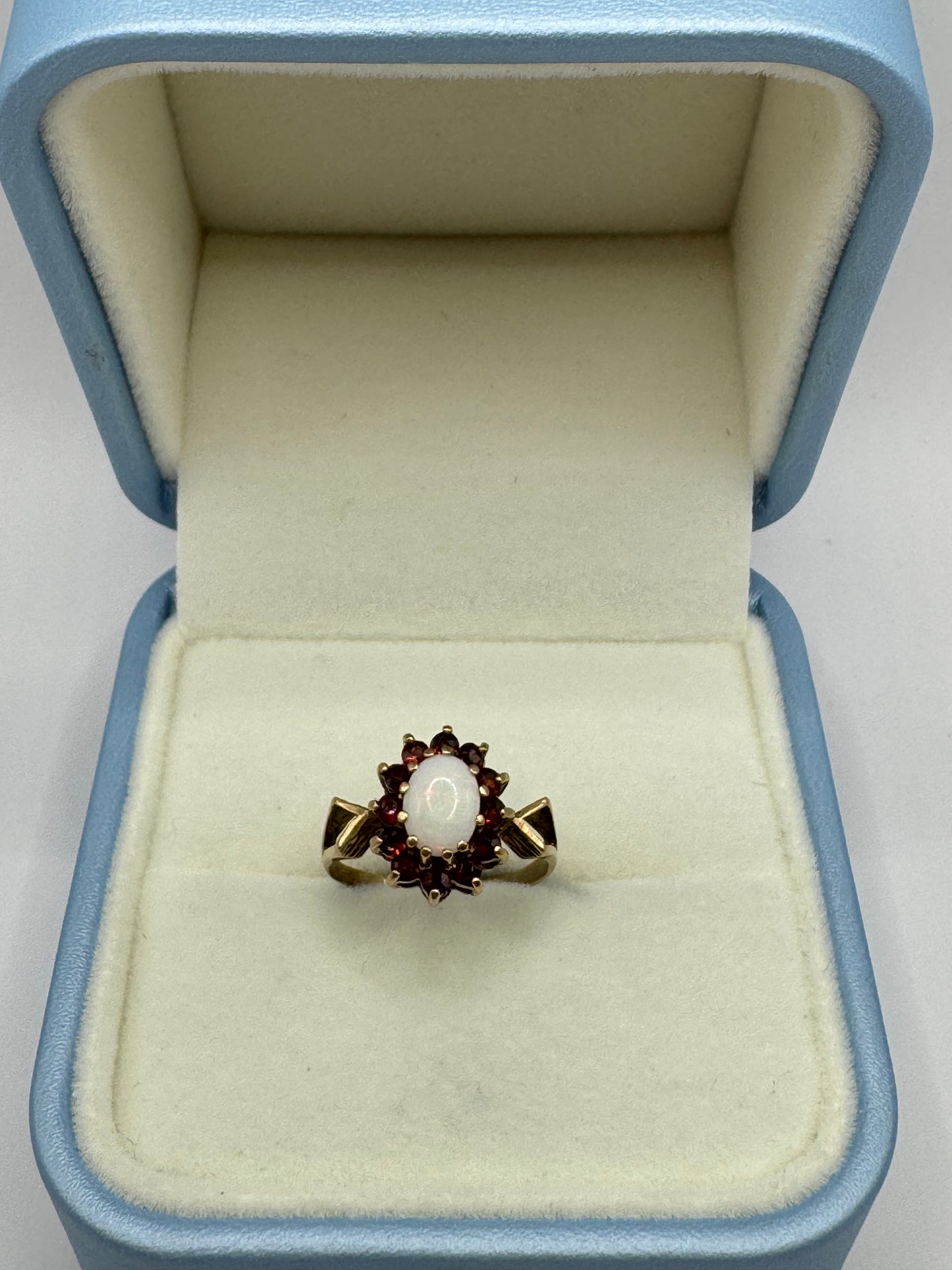 9ct Gold Opal & Garnet Ring