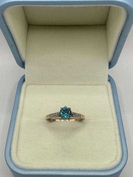 9ct Gold Blue Zircon Ring