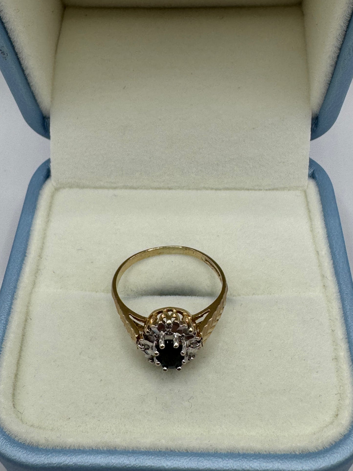 9ct Gold Sapphire & Diamond Ring