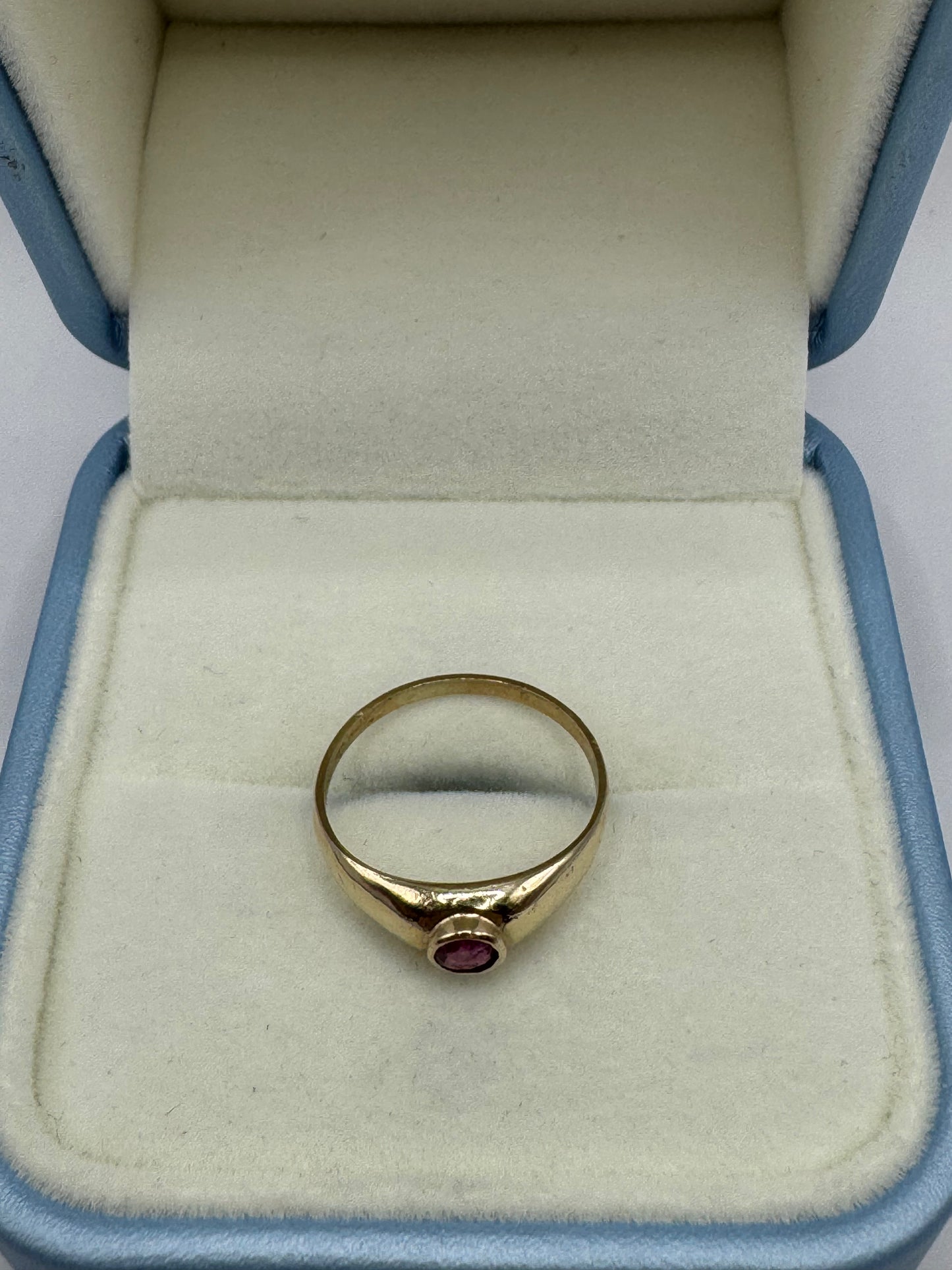 9ct Gold Ruby Gypsy Ring