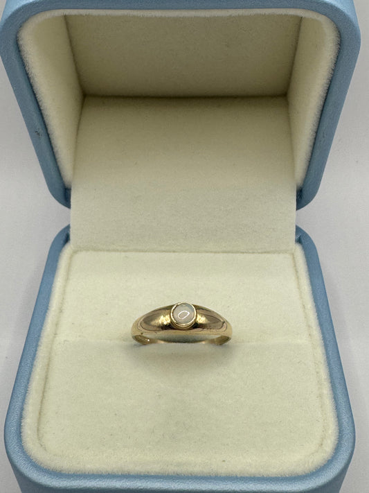 9ct Gold Opal Gypsy Ring