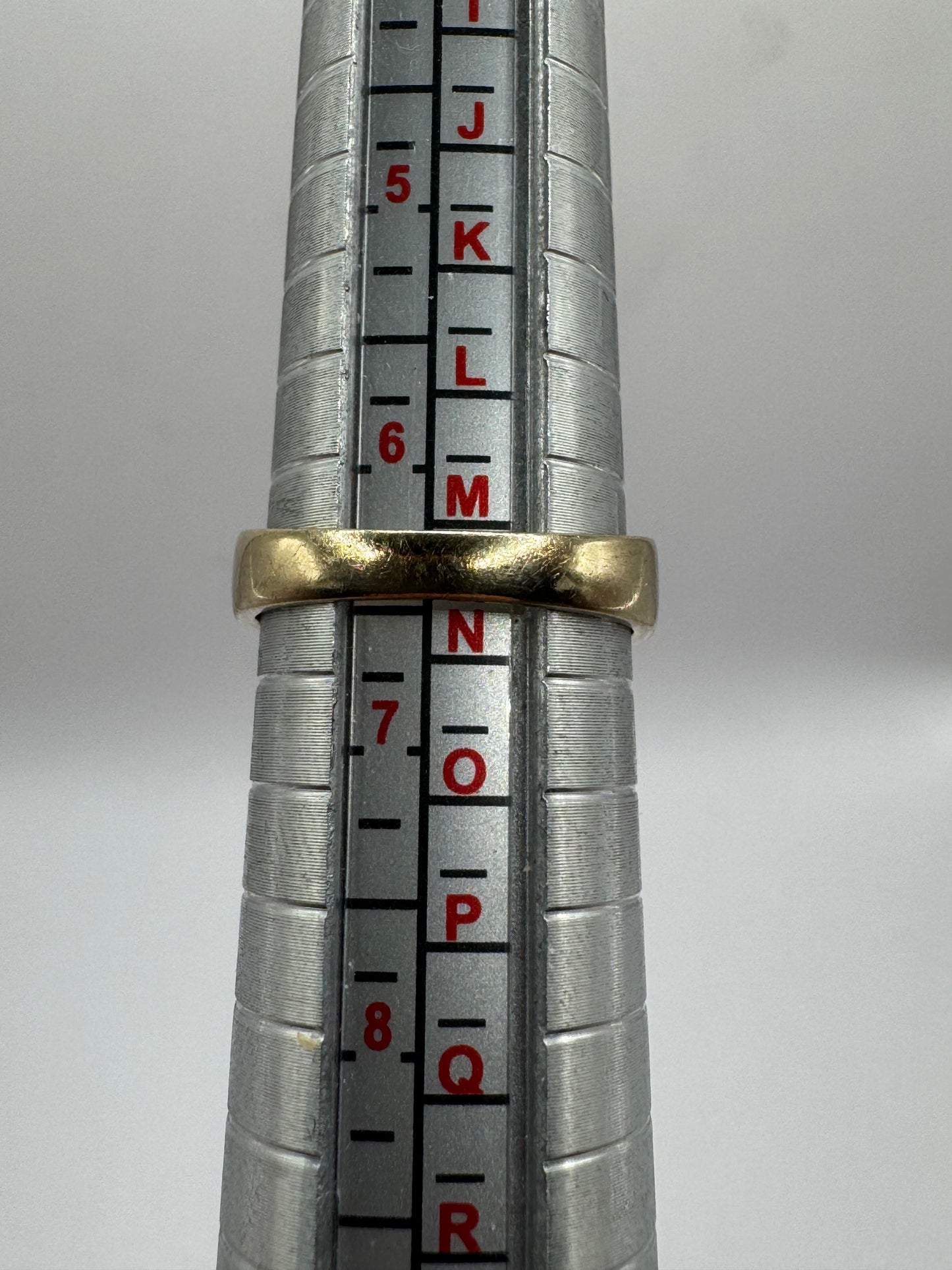 9ct Gold Diamond Ring