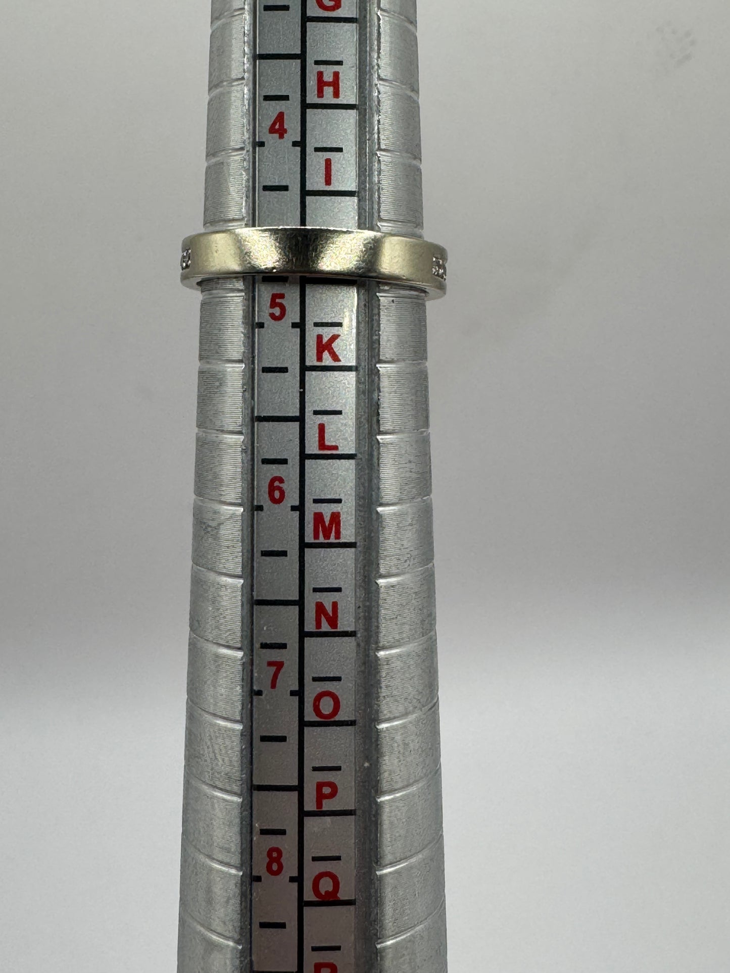 9ct Gold Diamond Ring