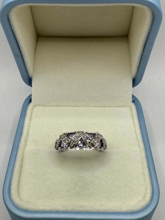 9ct White Gold Tanzanite & Diamond Ring