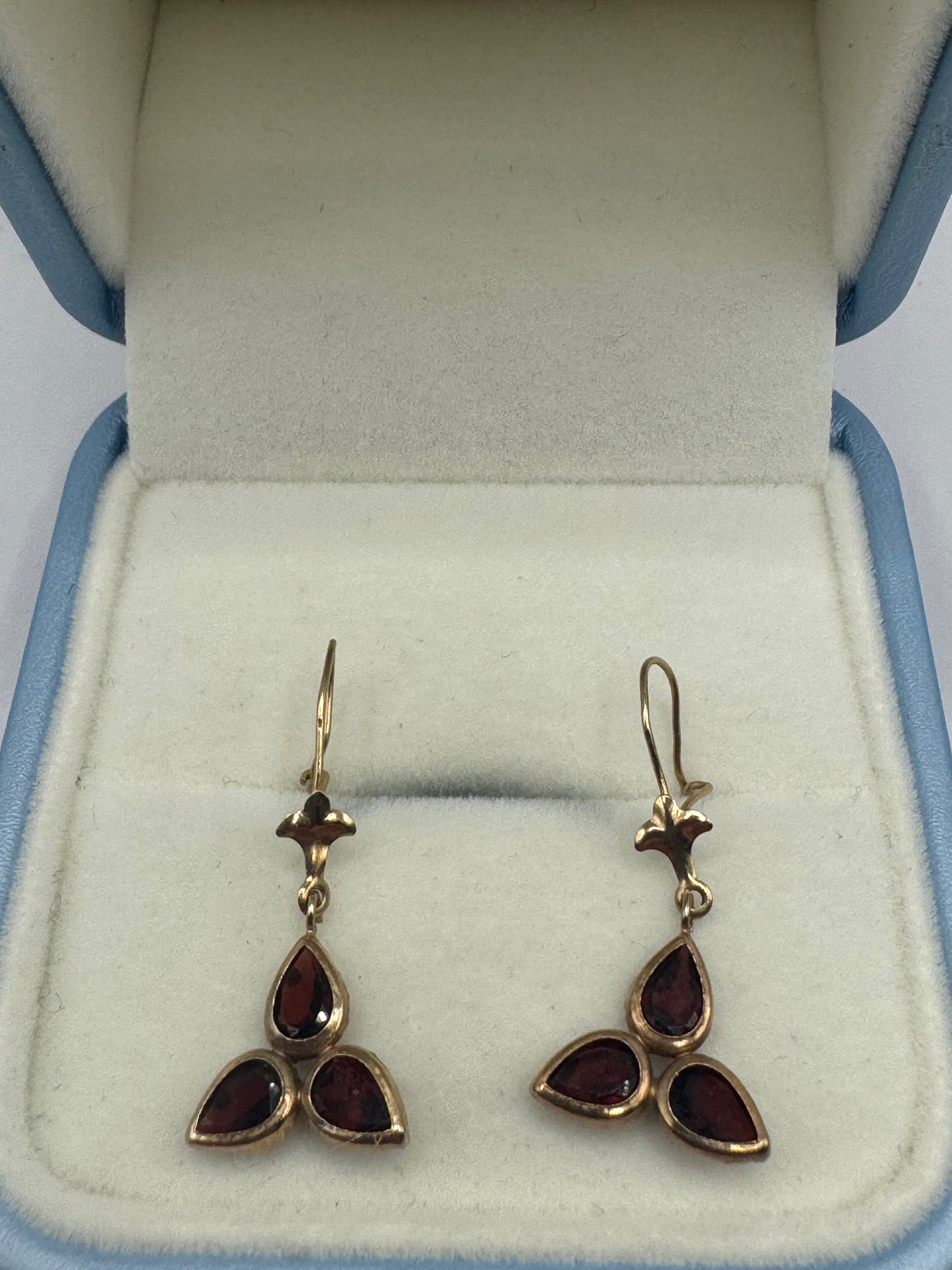 9ct Gold Garnet Earrings