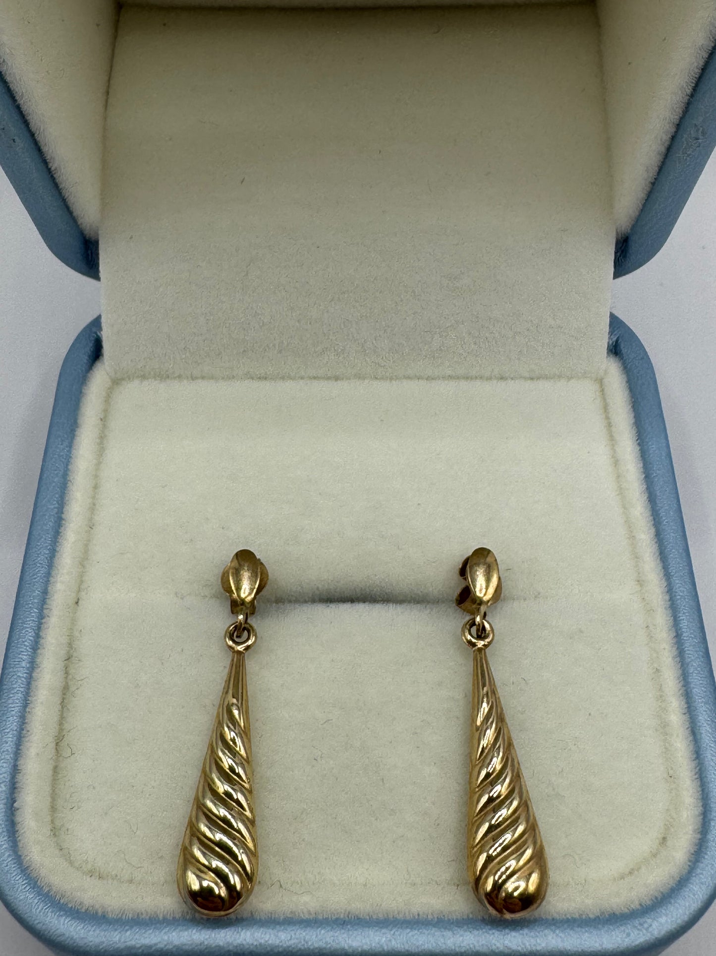 9ct Gold Dangle Earrings