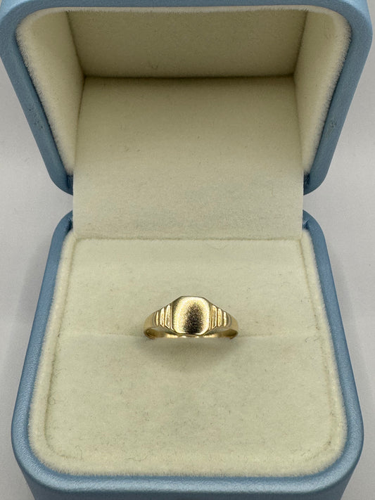 9ct Gold Signet Ring