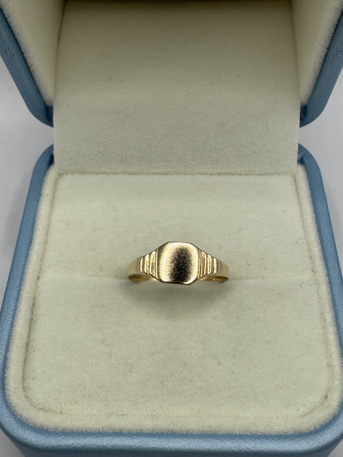 9ct Gold Signet Ring