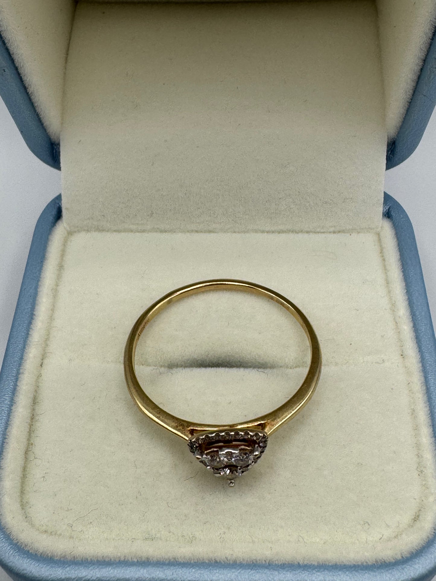 9ct Gold Diamond Ring