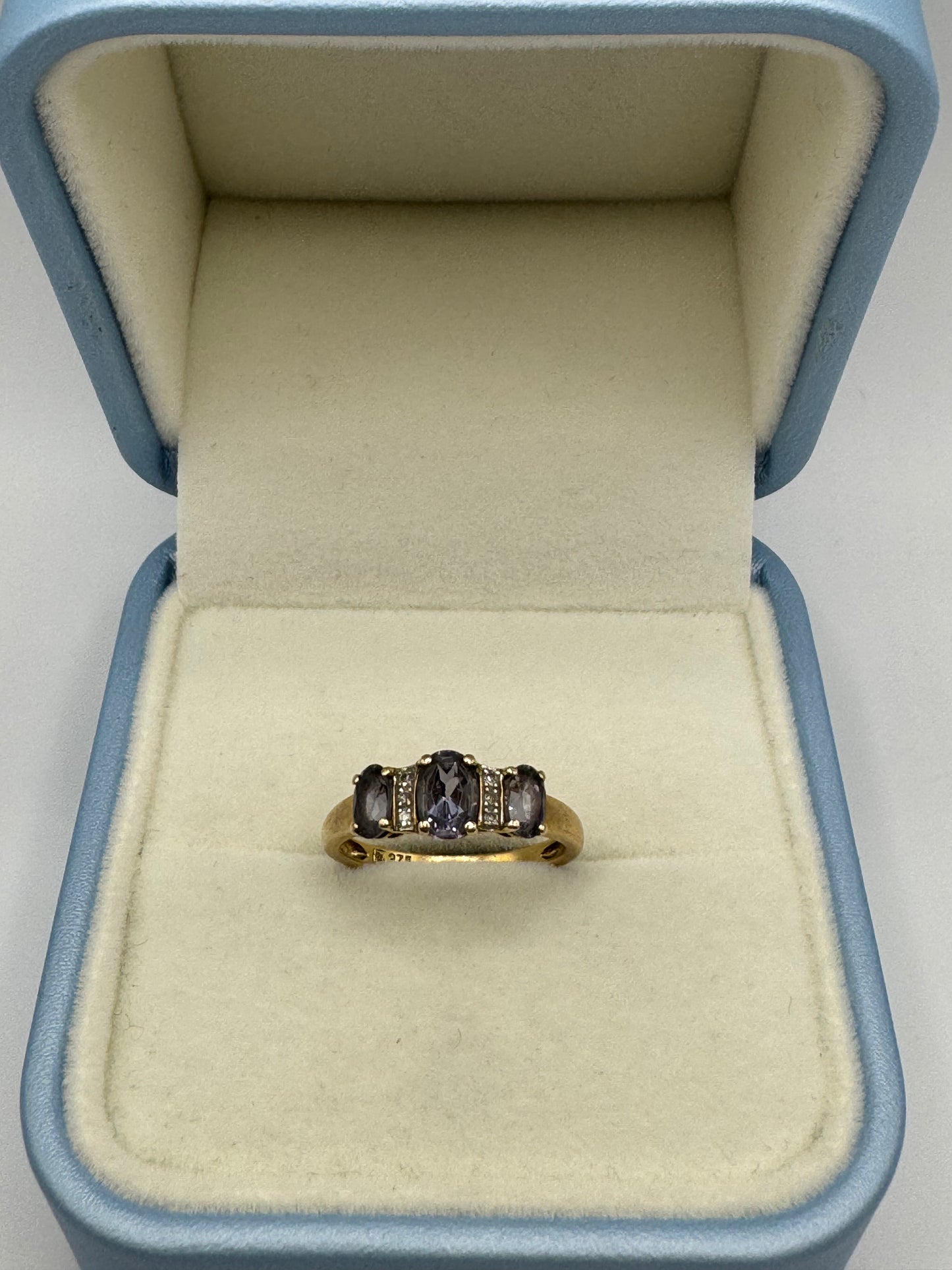 9ct Gold Amethyst & Diamond Ring