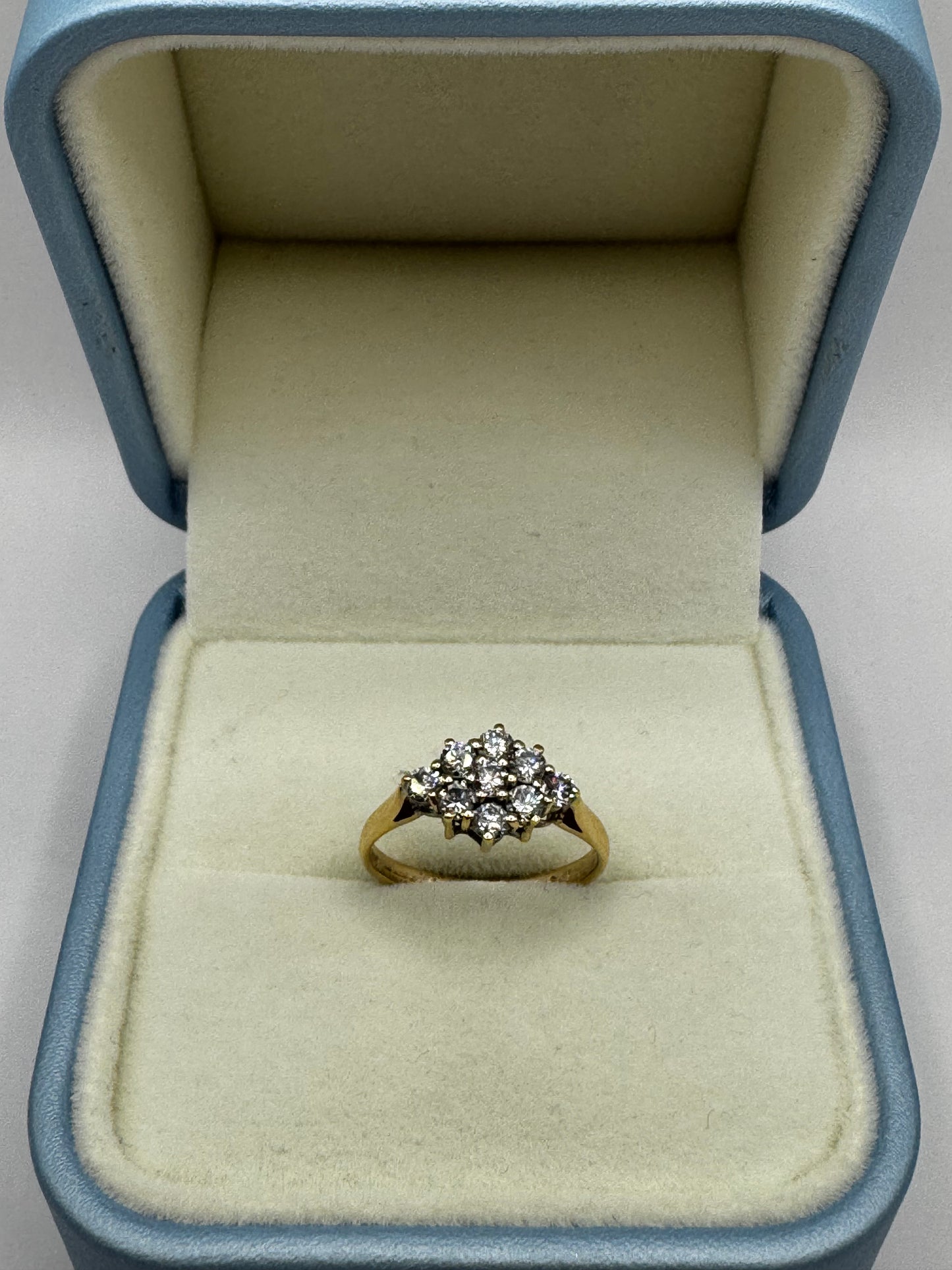 9ct Gold Kite Cluster Cubic Zirconia Ring